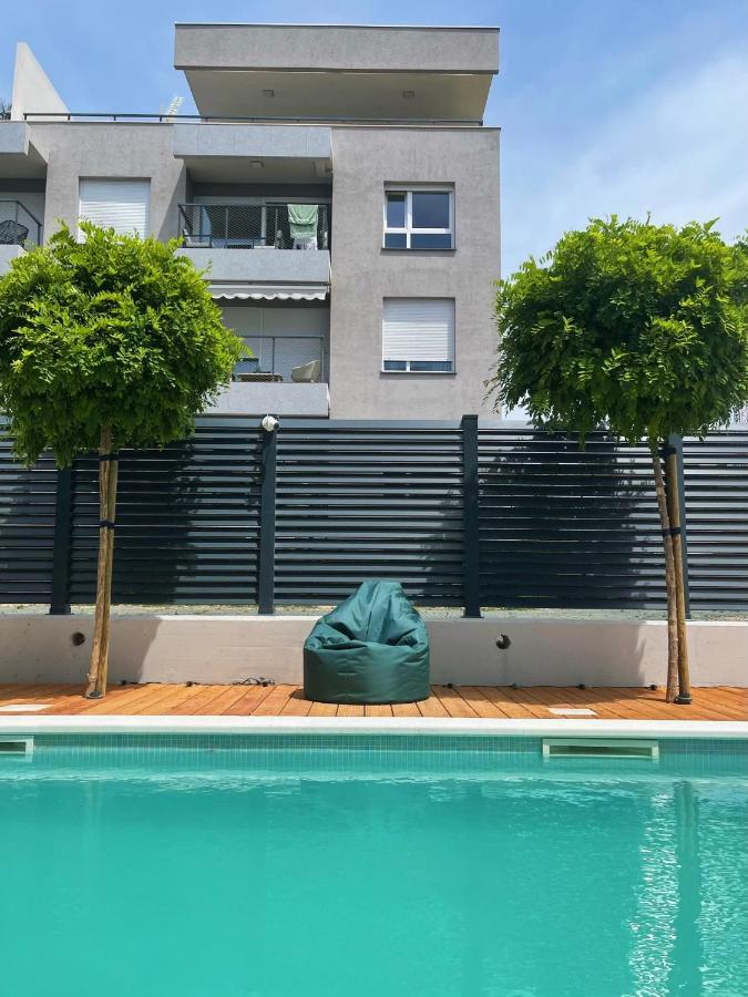 Cozy Seaside Apartment With Pool & Terrace Сплит Экстерьер фото