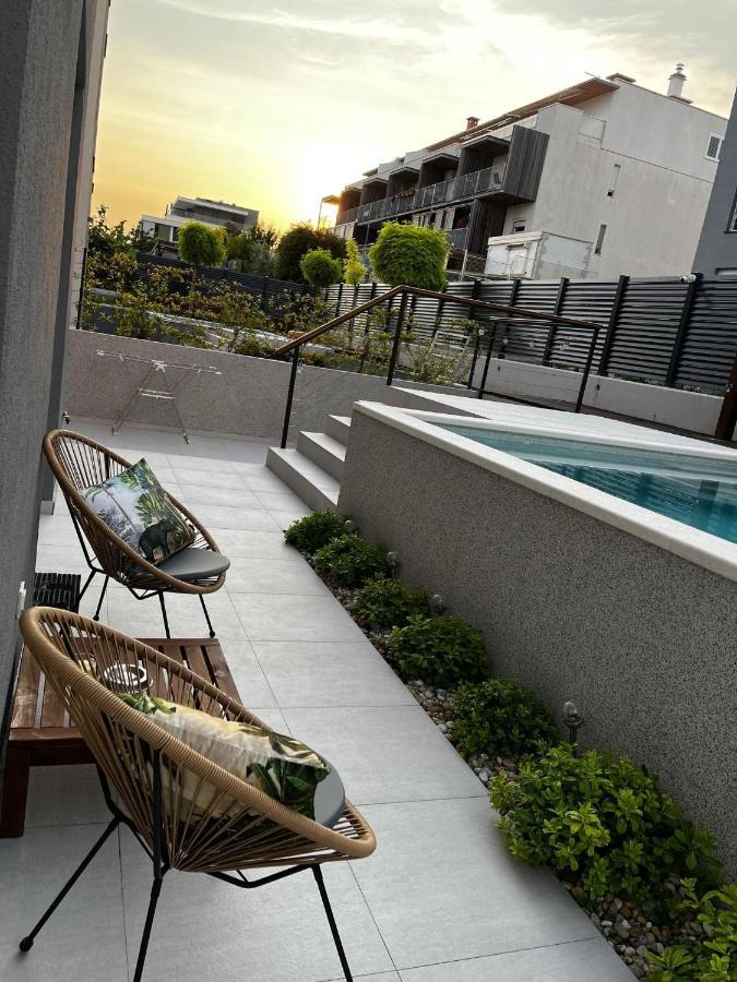 Cozy Seaside Apartment With Pool & Terrace Сплит Экстерьер фото